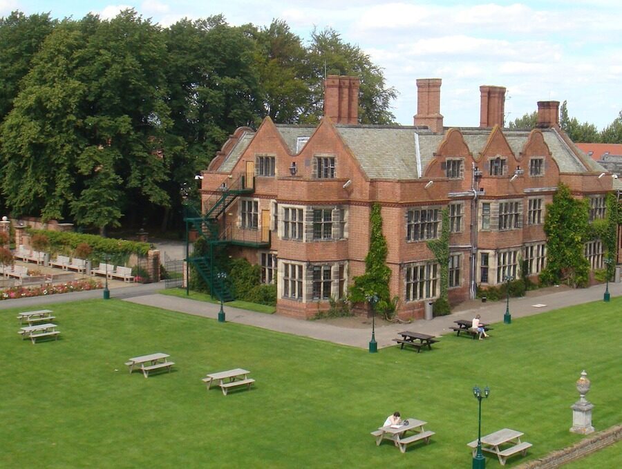 SUMMER CAMP 2018 IN INGHILTERRA AL QUEEN ETHELBURGA’S COLLEGE DI YORK