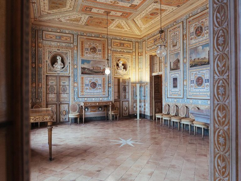 Palazzo Altieri, Oriolo Romano